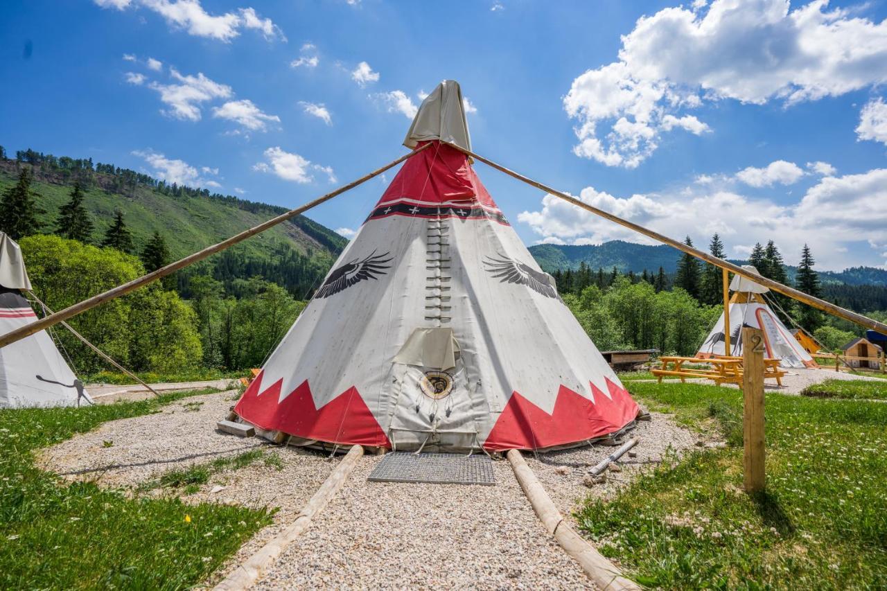 Gasthaus Ranc Pod Ostrou Skalou Stratená Exterior foto