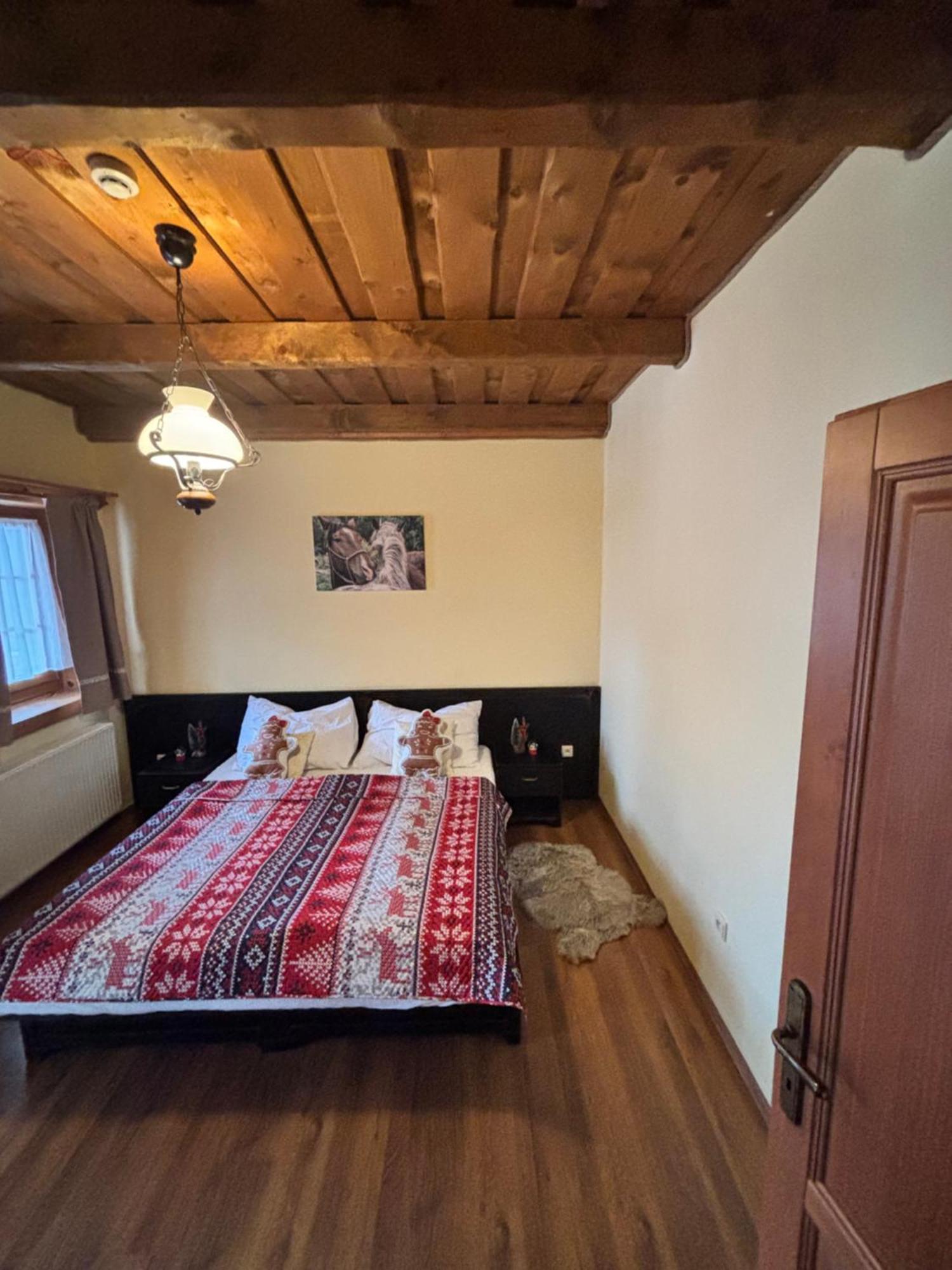 Gasthaus Ranc Pod Ostrou Skalou Stratená Exterior foto